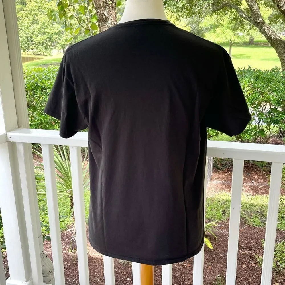 Schitt’s Creek Rose Apothecary T-Shirt. New without tags. Size large. Black.